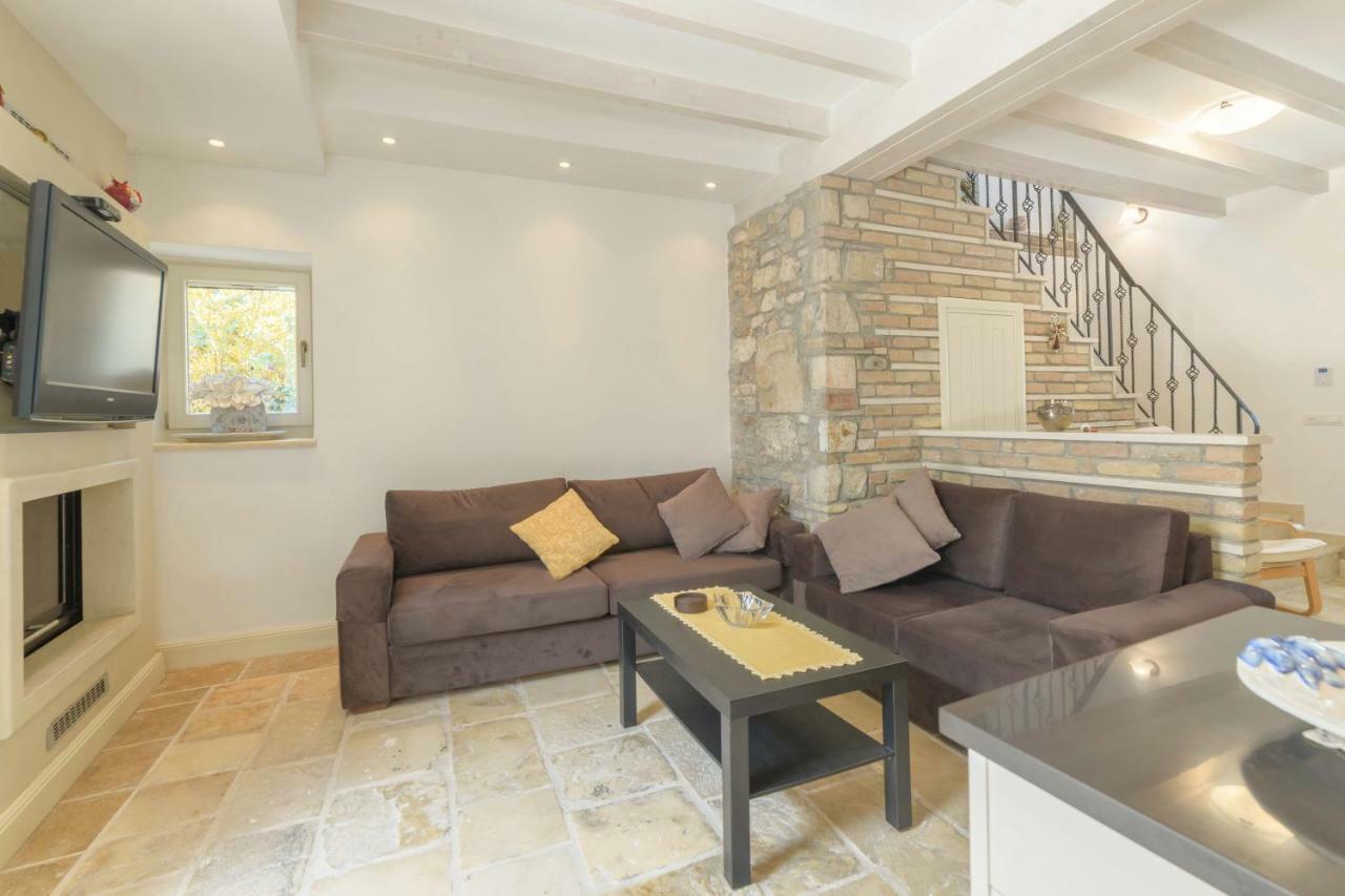 הוילה Corfu  Pithari House מראה חיצוני תמונה